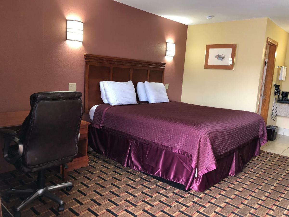 Americas Best Value Inn-Indianola Exterior foto